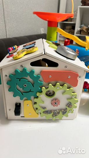 Бизиборд домик