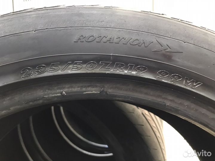 Maxtrek Ingens A1 235/50 R19 и 255/45 R19 104Y