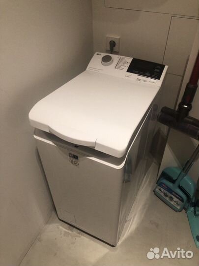 Вертикальная стиральная машина AEG L6TBG623