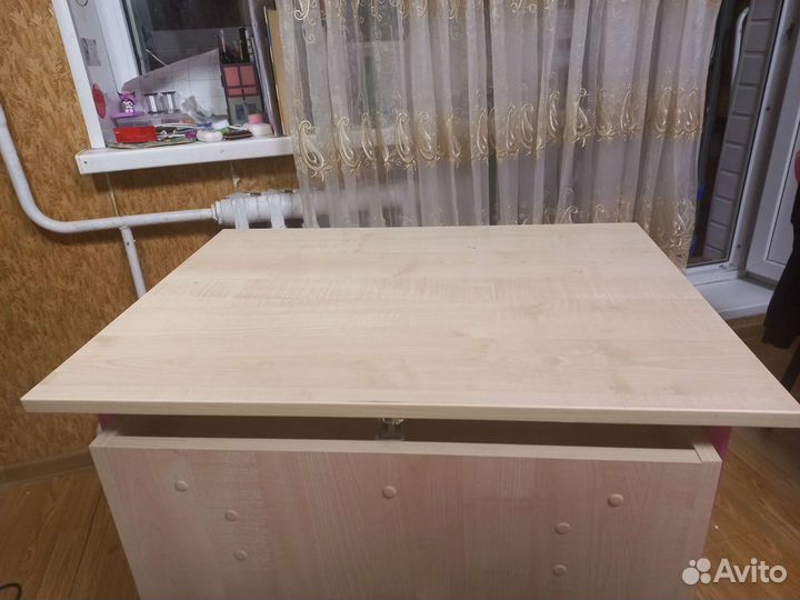 Растущая парта и стул бу