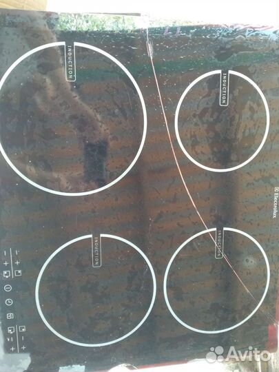 Варочная панель индукция Electrolux ehd600020p
