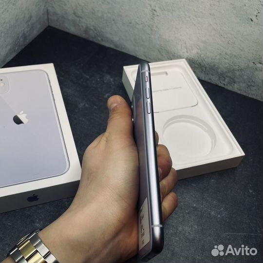 iPhone 11, 256 ГБ