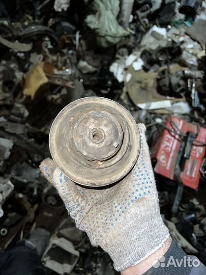 Опора двигателя Mercedes w220