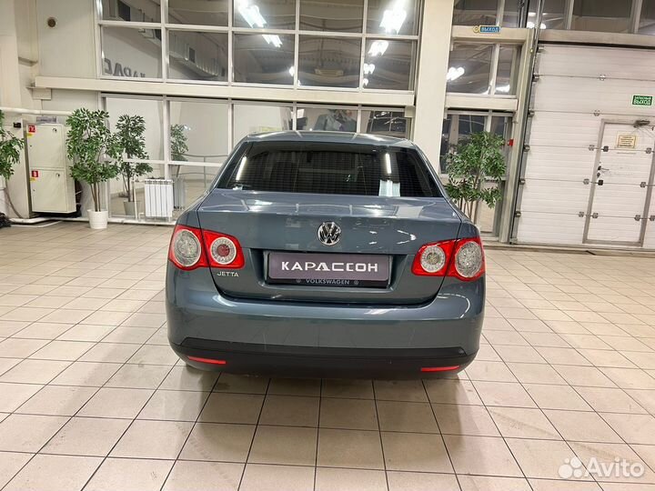 Volkswagen Jetta 1.6 AT, 2009, 175 000 км