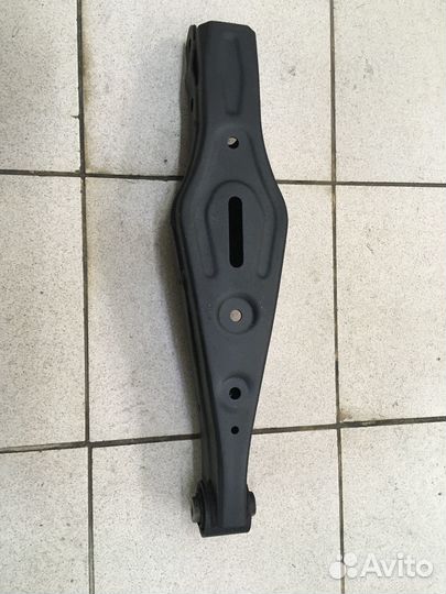 Рычаг задний поперечный Туксон 3 Спортейдж 4