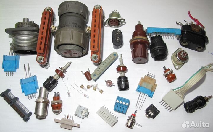 Разъемы и лампы СССР