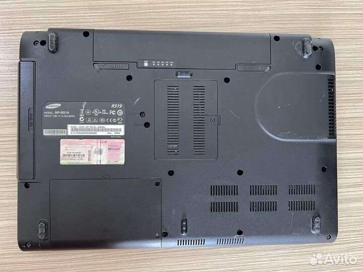 Ноутбук Samsung R519