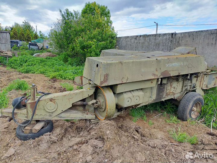 Пресс подборщик