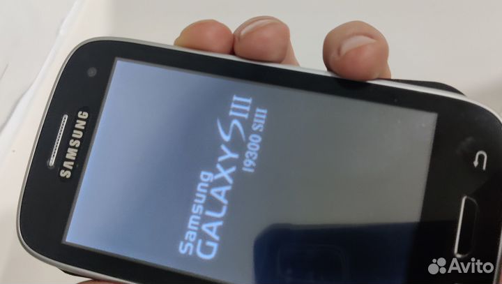 Samsung Galaxy S III GT-I9300, 16 ГБ