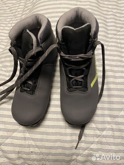 Лыжные ботинки 32 размер nnn