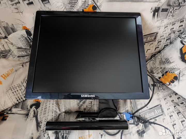 Монитор Samsung 971p
