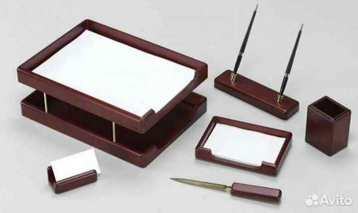 Настольный набор руководителя Delucci