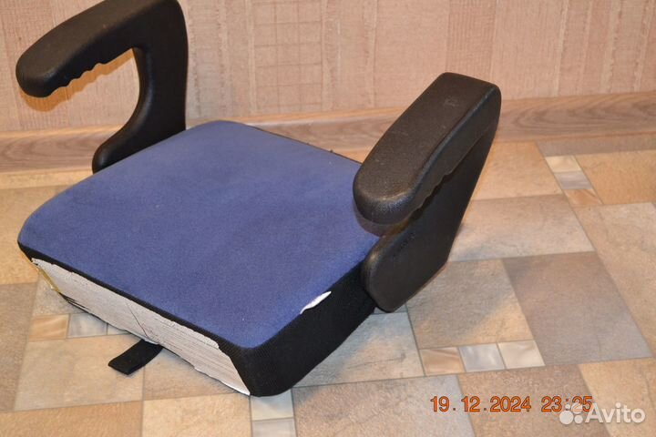 Автокресло-бустер Clek Olli/Ozzi, 15-36 кг с изофи