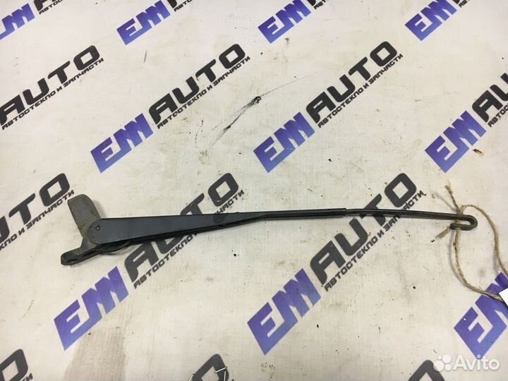 Поводок дворника ваз 2115