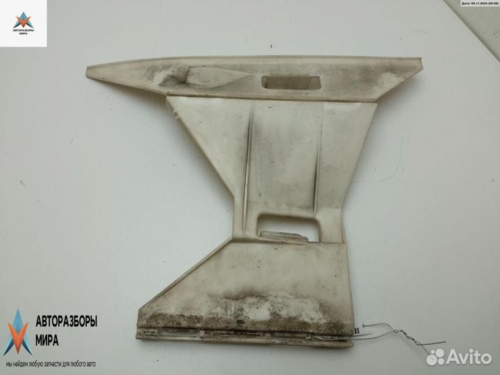 Кронштейн переднего бампера Volvo V70 1999