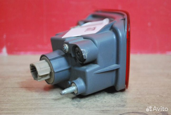 Фонарь противотуманный задний левый Nissan Patrol