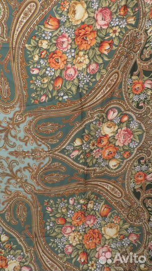 Павловопосадская шаль и платок