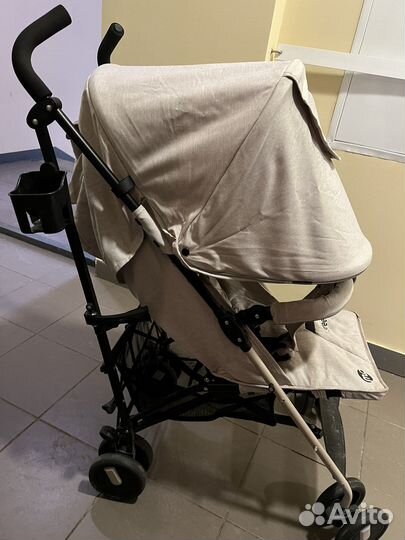 Прогулочная коляска трость