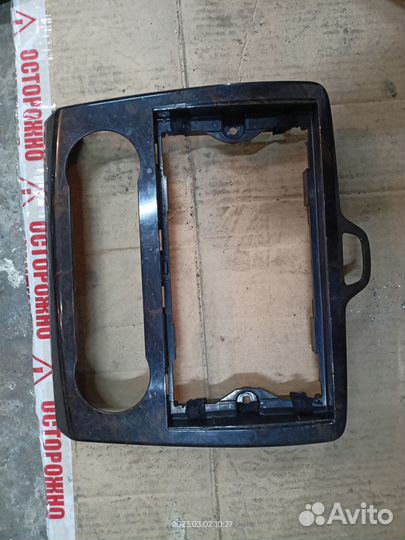 Центральная консоль накладка Форд Фокус 2