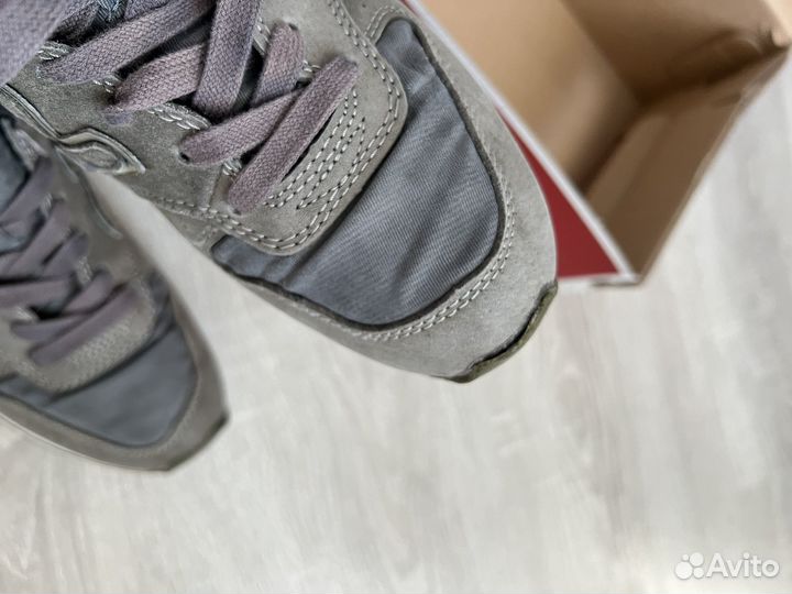 Продам оригинальные new balance 37,5