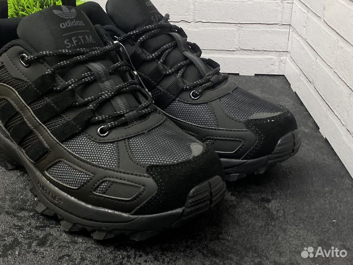 Кроссовки мужские Adidas S.F.T.M