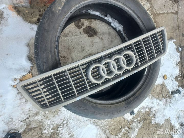 Решётка радиатора audi s8 d2