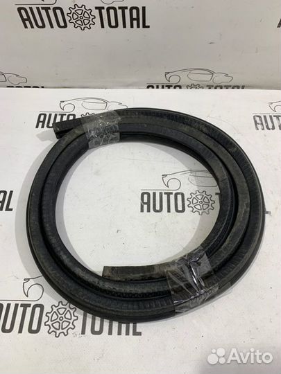 Уплотнитель капота Bmw 745 E65 N62B44 2004