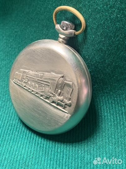 Часы карманные Молния Локомотив. СССР