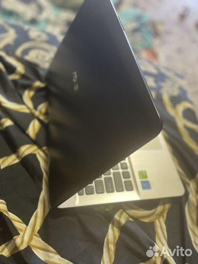 Топовый Ноутбук asus 512гб/2 видеокарты nvidia 820