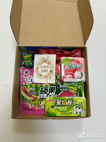 Набор европейских сладостей в подарочной упаковке