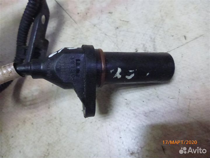 Датчик положения коленвала Kia Rio QB G4FA