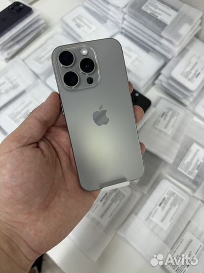 iPhone 15 Pro, 128 ГБ