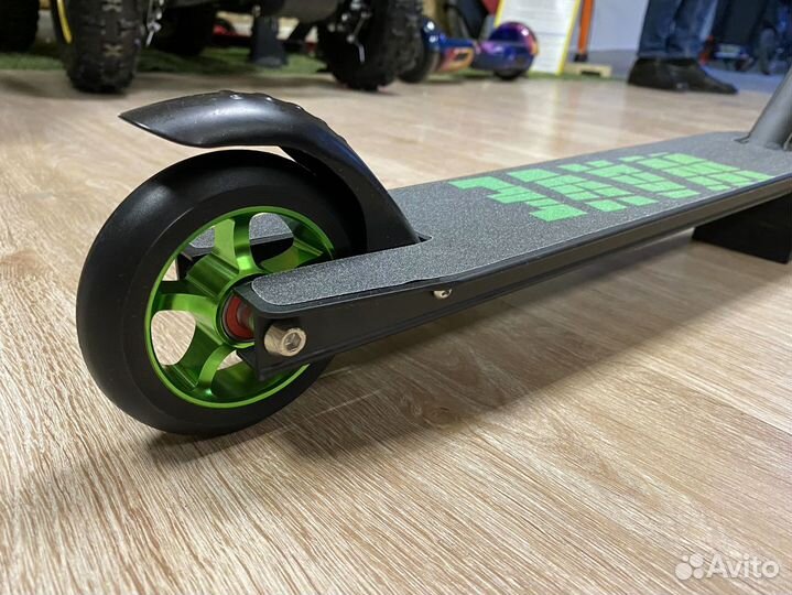 Самокат трюковой