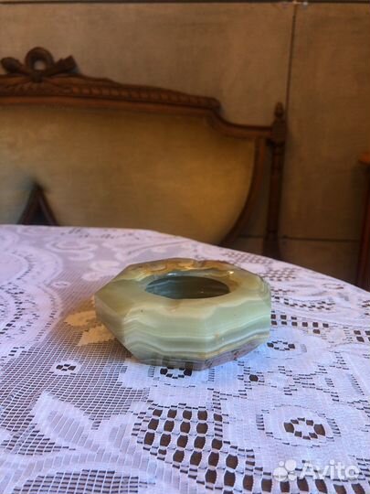 Пепельница из оникса