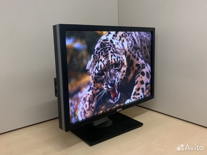 Монитор dell 2209WA, 1680x1050, 75 Гц, E-IPS