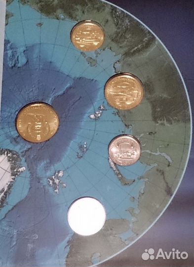 Набор жетонов 85 лет тресту Арктикуголь 2016 года