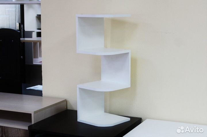 Полка / настенная / навесная / для книг