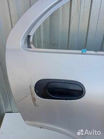 Дверь боковая задняя правая Nissan Almera N16