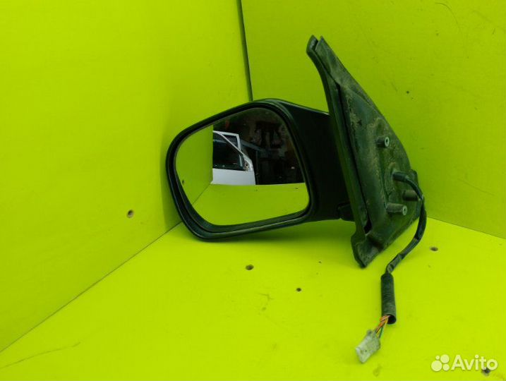 Зеркало заднего вида боковое левое Nissan Vanette