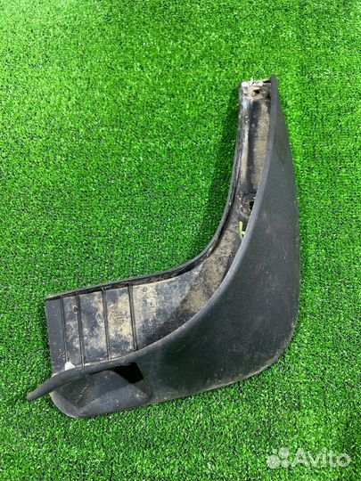 Брызговик задний правый Kia Sportage 3