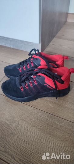 Кроссовки детские