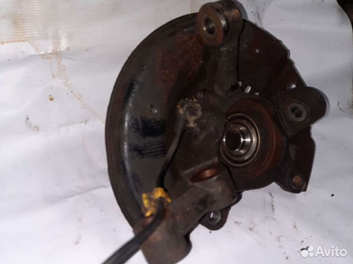 Поворотный кулак передний правый Geely GC6