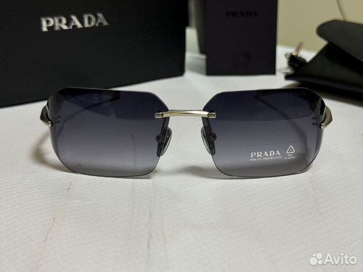 Солнцезащитные очки prada SPR A55