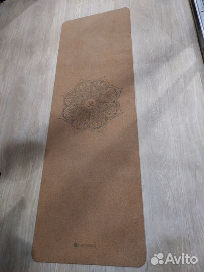 Коврик для йоги пробковый