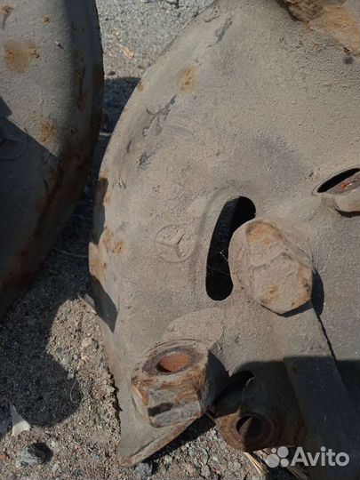 Поворотный кулак mercedes w124 мерседес 124