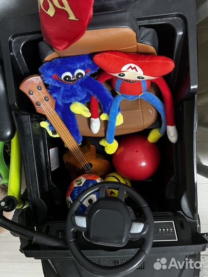 Электромобиль детский