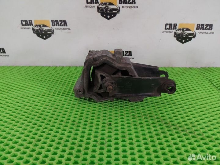 Опора двигателя задняя Volvo XC60