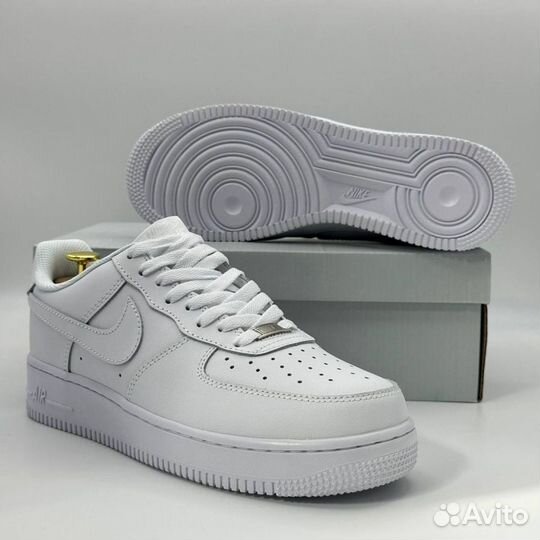 Nike Air Force 1