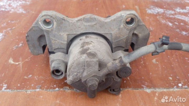 Суппорт передний левый Opel Astra H 1.4 2004-2015