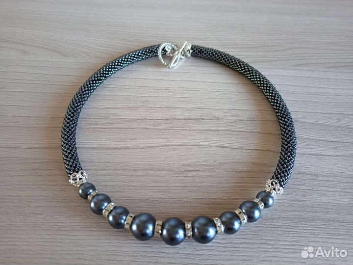 Колье жгут из бисера